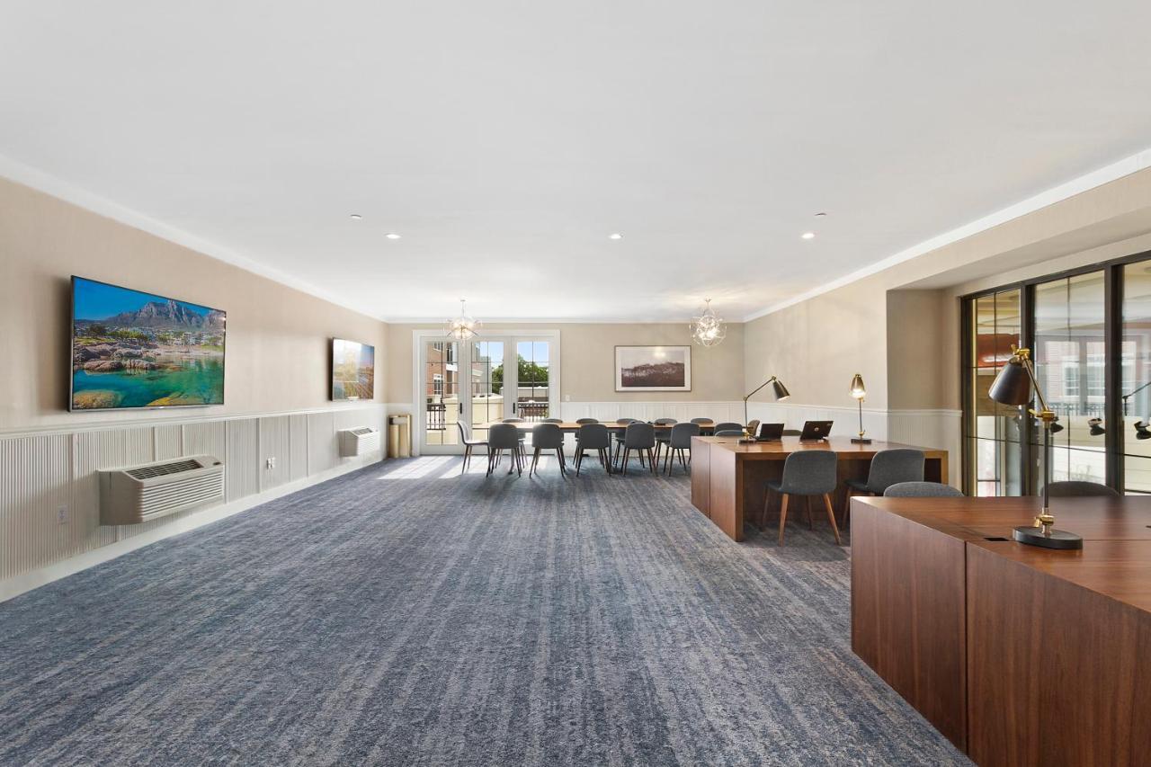 The Vanderbilt Hotel Suites เวสต์บรี ภายนอก รูปภาพ