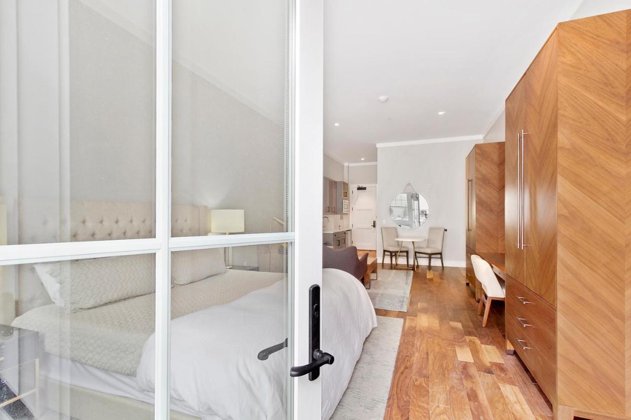 The Vanderbilt Hotel Suites เวสต์บรี ภายนอก รูปภาพ