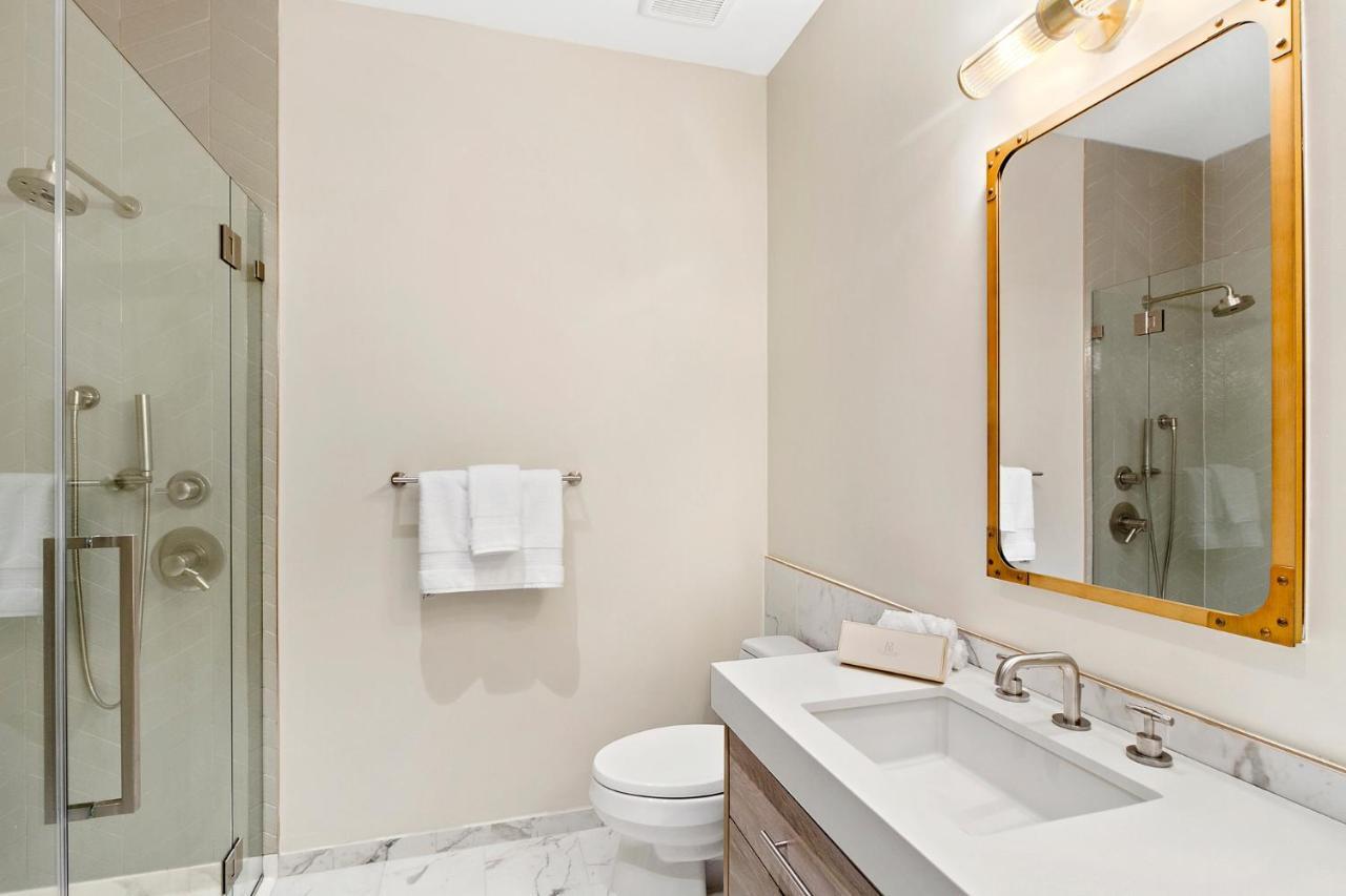 The Vanderbilt Hotel Suites เวสต์บรี ภายนอก รูปภาพ